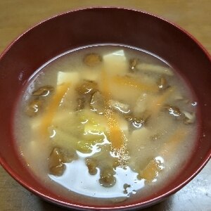 毎日のお味噌汁13杯目＊豆腐とナメコ、セリ